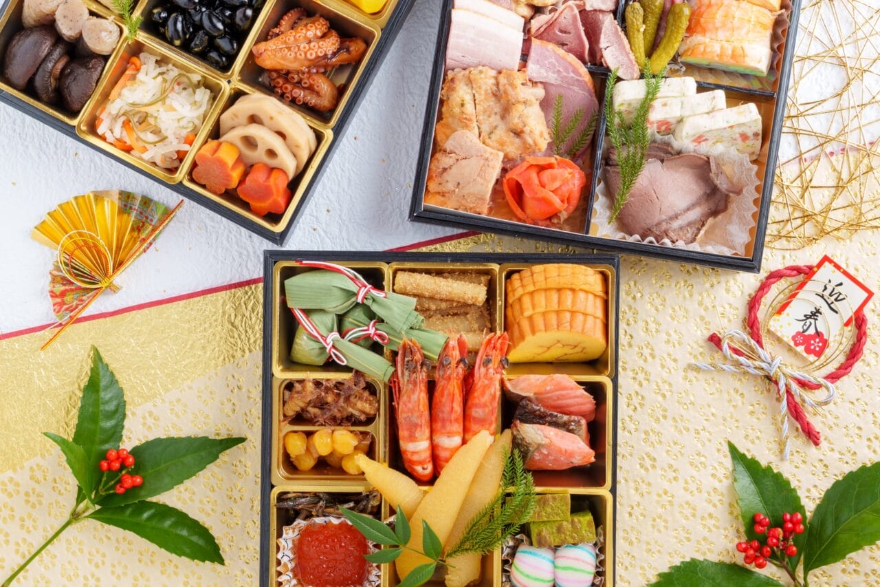 お正月に家族で囲むおせち料理と、家庭ごとに受け継がれる食文化